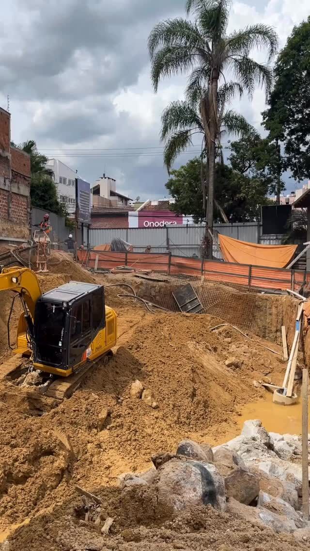 Confira as obras em andamento no Empreendimento Casa Gardel!

Acompanhamento de obra | 4T Construtora

#casagardel #4tconstrutora #engenharia #platzpar #construção